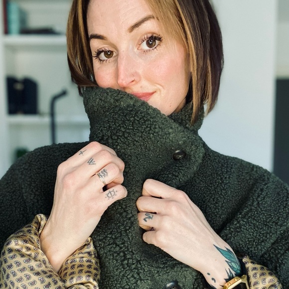 Like this listing to be notified when I go live! - Picture 1 of 3